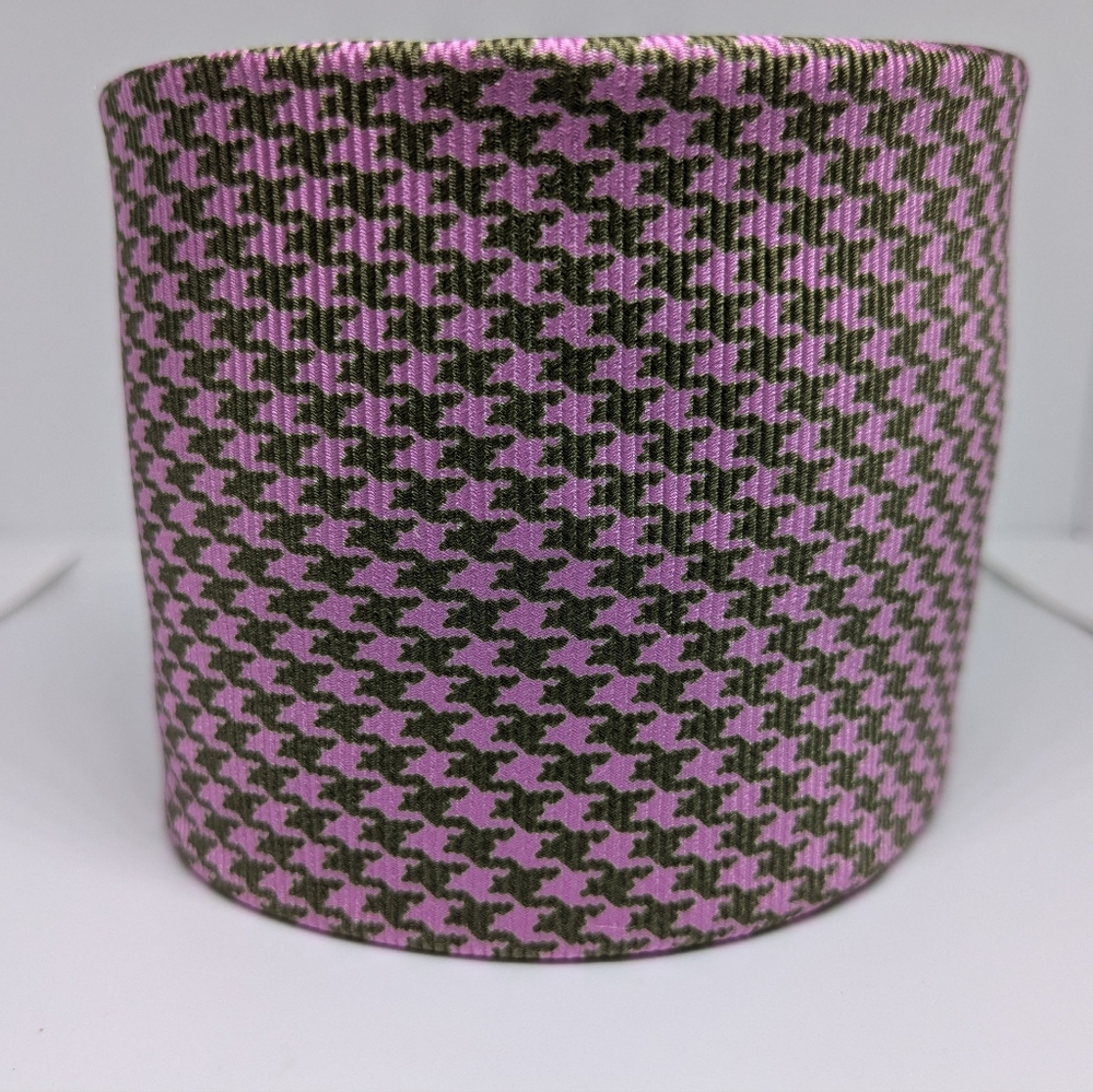 Pink necktie 100% Silk Byron's British style